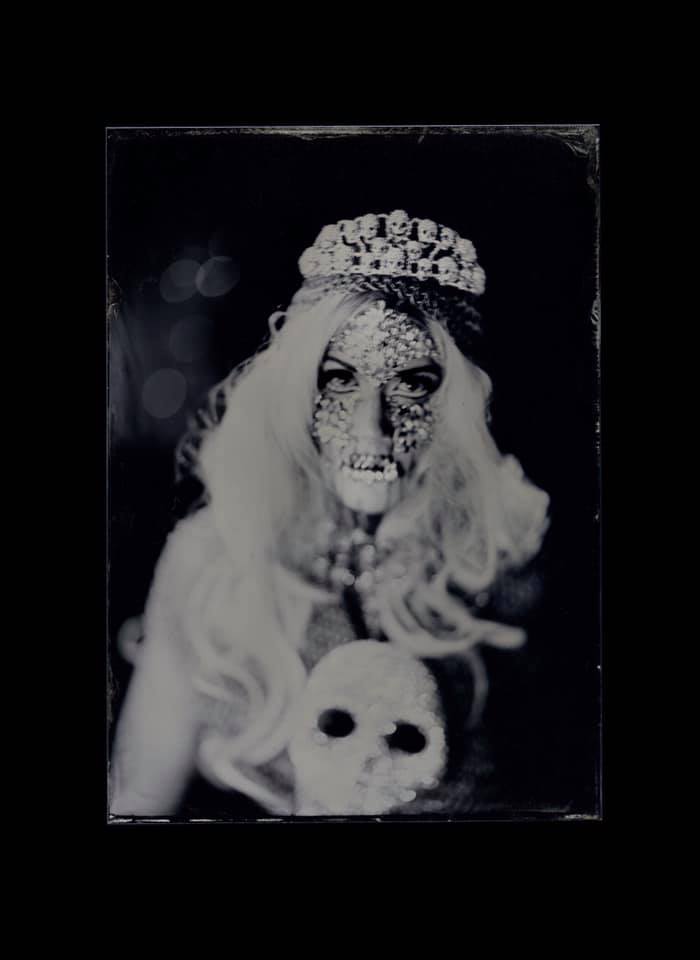 Wetplate collodion with the high priestess of latex ... - Dave Shrimpton