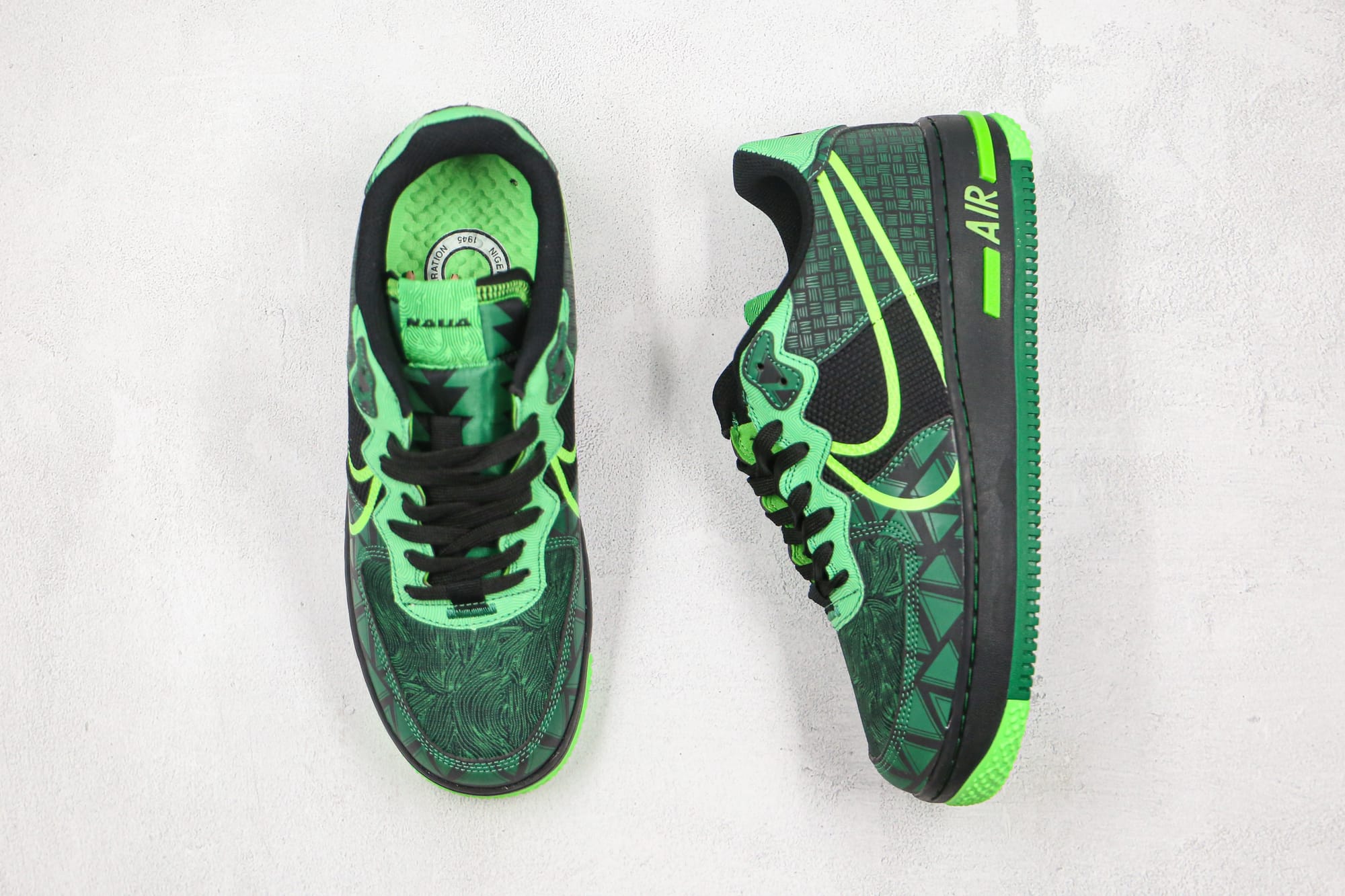 Nike Air Force 1 React QS