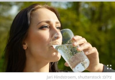 6 משקאות שמכתימים את השיניים / mako