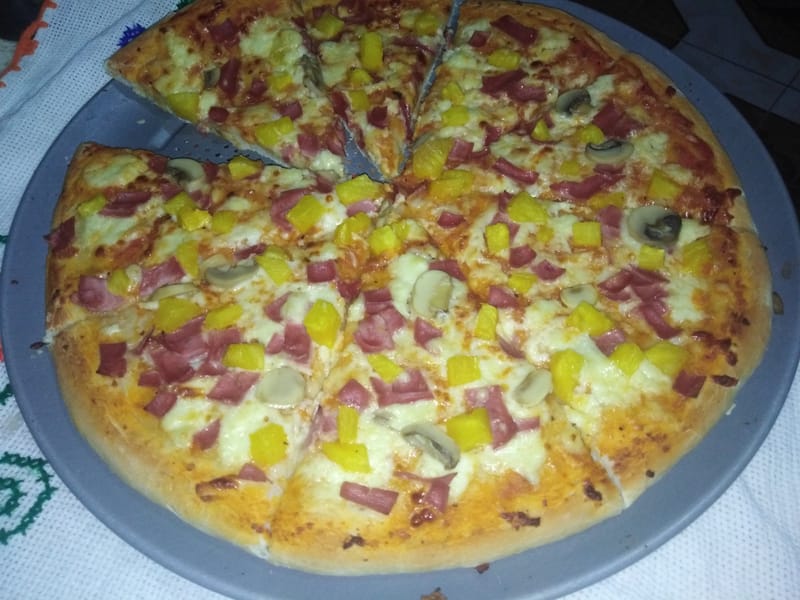 Pizza Hawaiana
