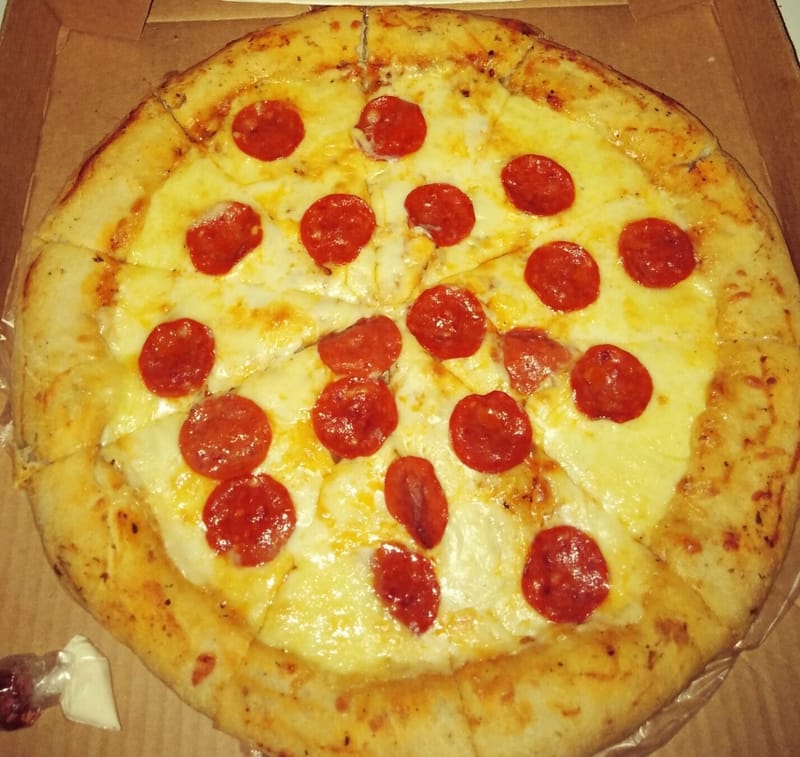 Pizza orilla de queso