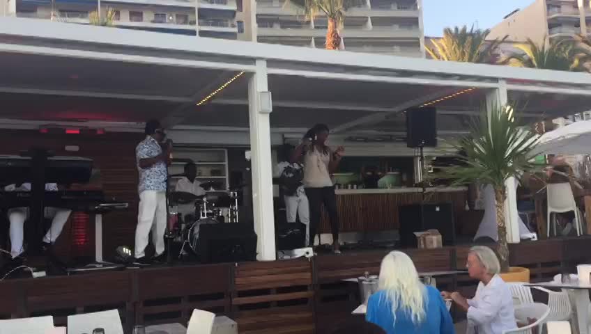 Maëma Beach à Cannes