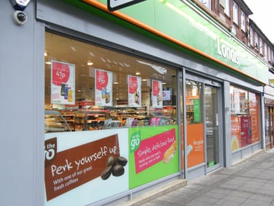 What are the Best tips to set up the Aluminium Shop fronts London?