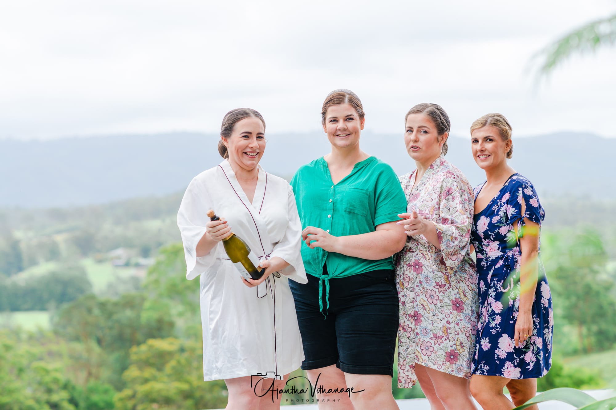 Bride & the bridesmaid