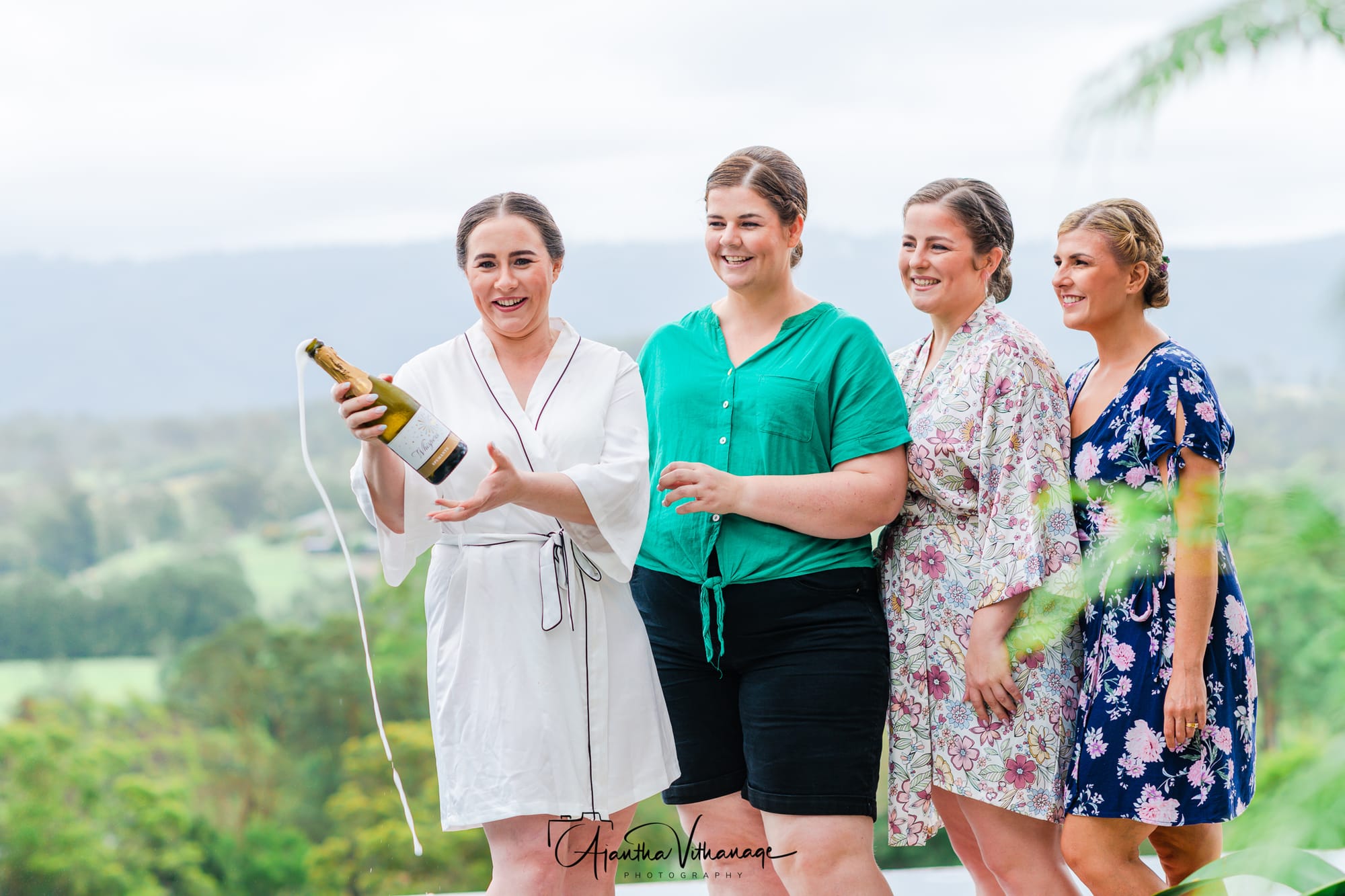 Bride & the bridesmaid