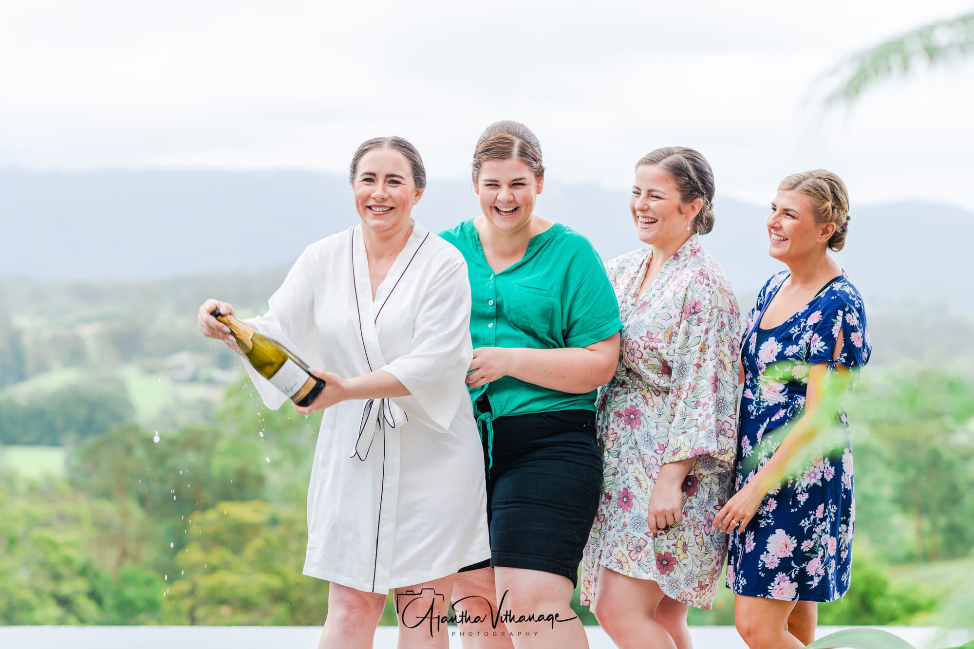 Bride & the bridesmaid