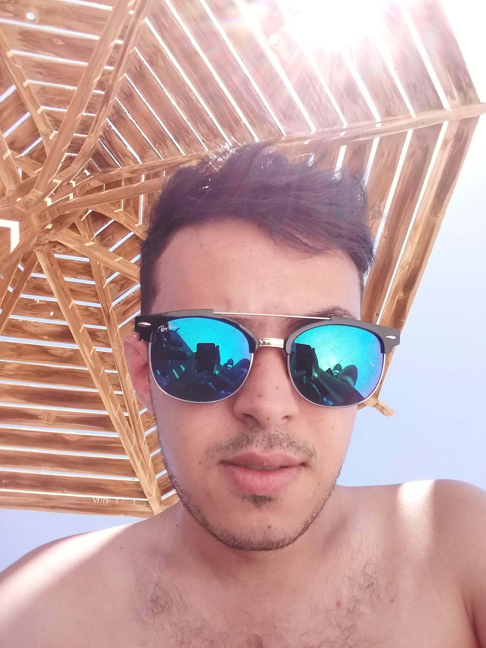 بالصور .. كريم مدبولي العربي الوحيد بالمرحلة الثانية في The Best بـ Poll Everywhere