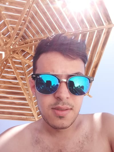 بالصور .. كريم مدبولي العربي الوحيد بالمرحلة الثانية في The Best بـ Poll Everywhere