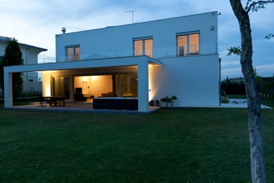 "Casa 02" pubblicata in Arketipo magazine: "Villa urbana a Forlì" a cura di Silvia Ghiacci.