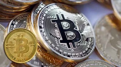 ما هو البيتكوين وكيف يعمل؟