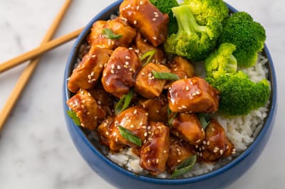 دجاج تيرياكي بالسمسم