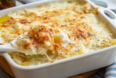 بطاطس بالبشاميل بالفرن