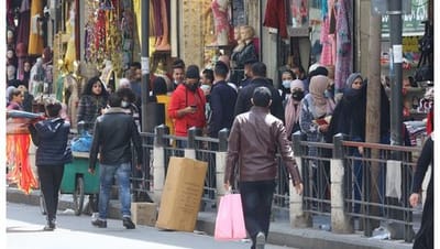 Minimum wage raise for foreigners in influence, labor activist contenders