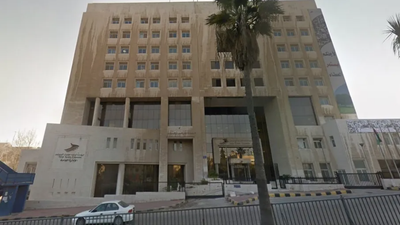 Experts urge social security benefits for all workers