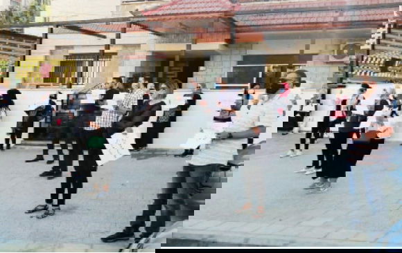 إغلاق الحضانات يثير احتجاجات عاملات وأهالي أطفال