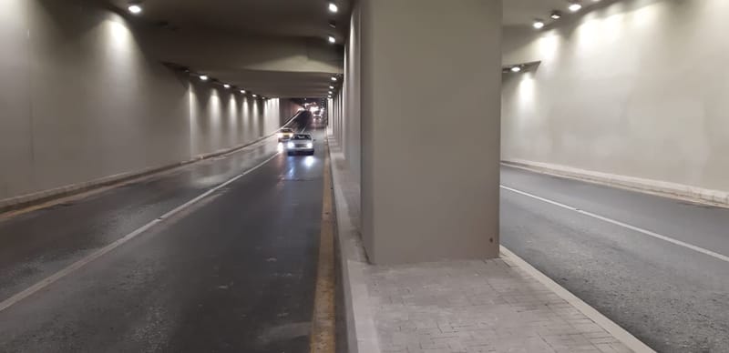 وفاة أحد عمال أمانة عمان وإصابة إثنين دهسا في نفق الصحافة