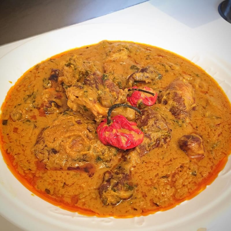 POULET FUME AU NYEMBOUE