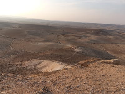 טיול חצי יום לאזור נחל חצץ ורכס חלוקים image