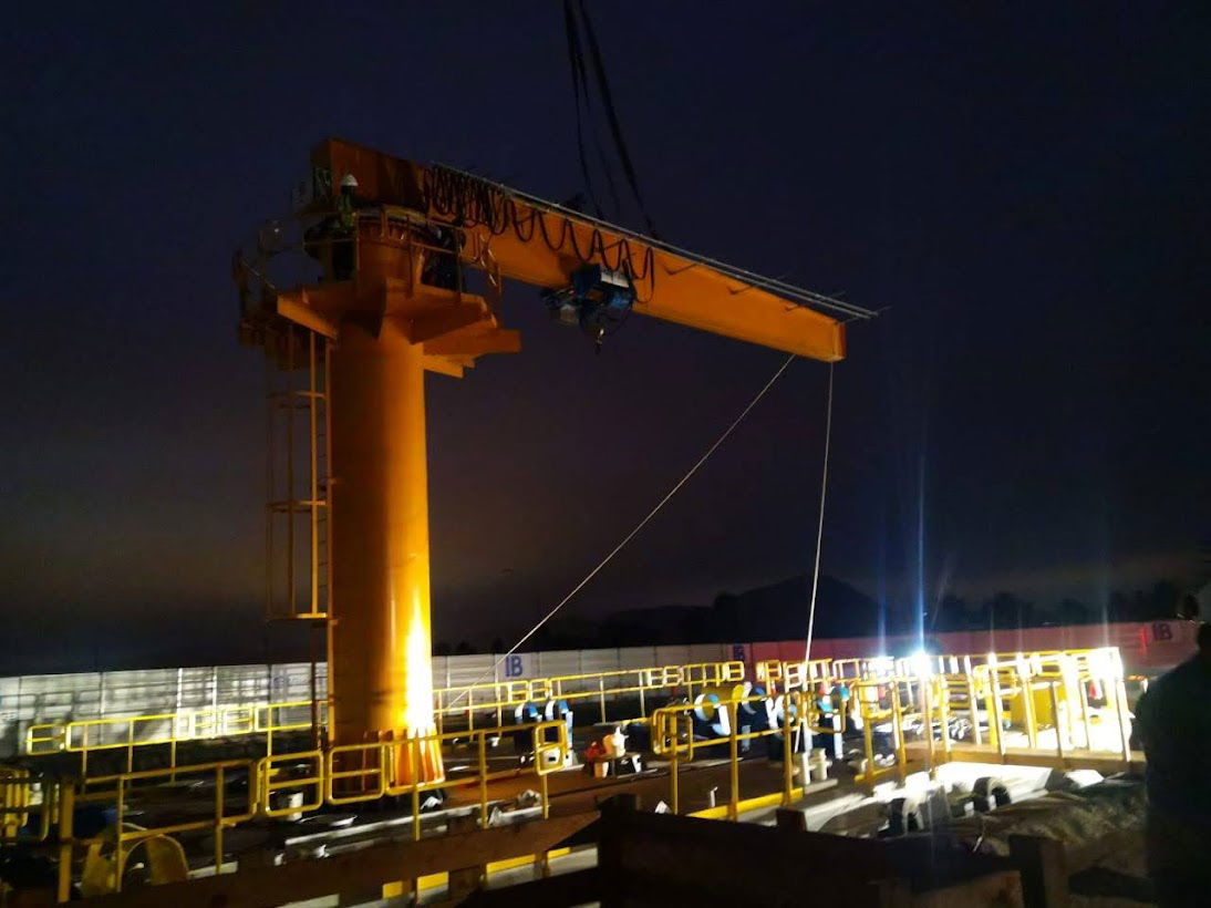 Proyecto "Fabricación, Montaje y Prueba de Flotabilidad de Barcaza de Mantenimiento con Grúa Pescante de 6.75 Ton"
