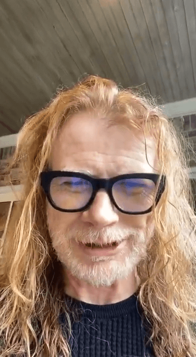 MEGADETH 's Dave Mustaine  dice que el nuevo álbum va muy bien.
