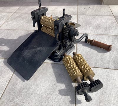 Die Bonbonmaschine aus alter Zeit