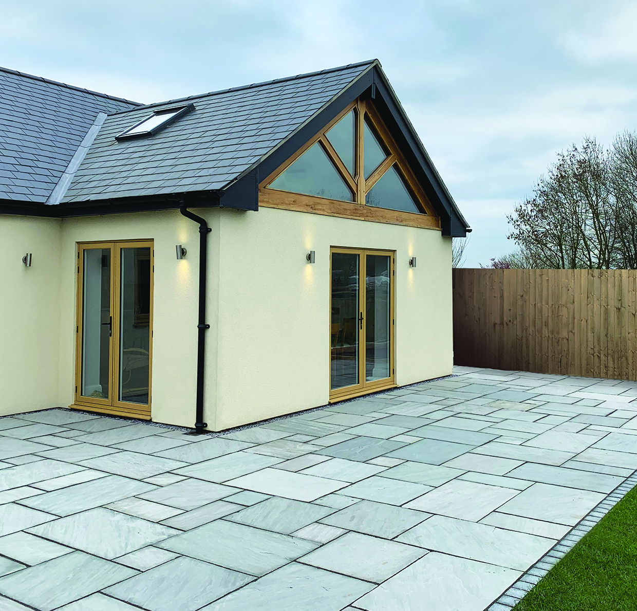 Mountain Mist Premium Sandstone - Digby Stone