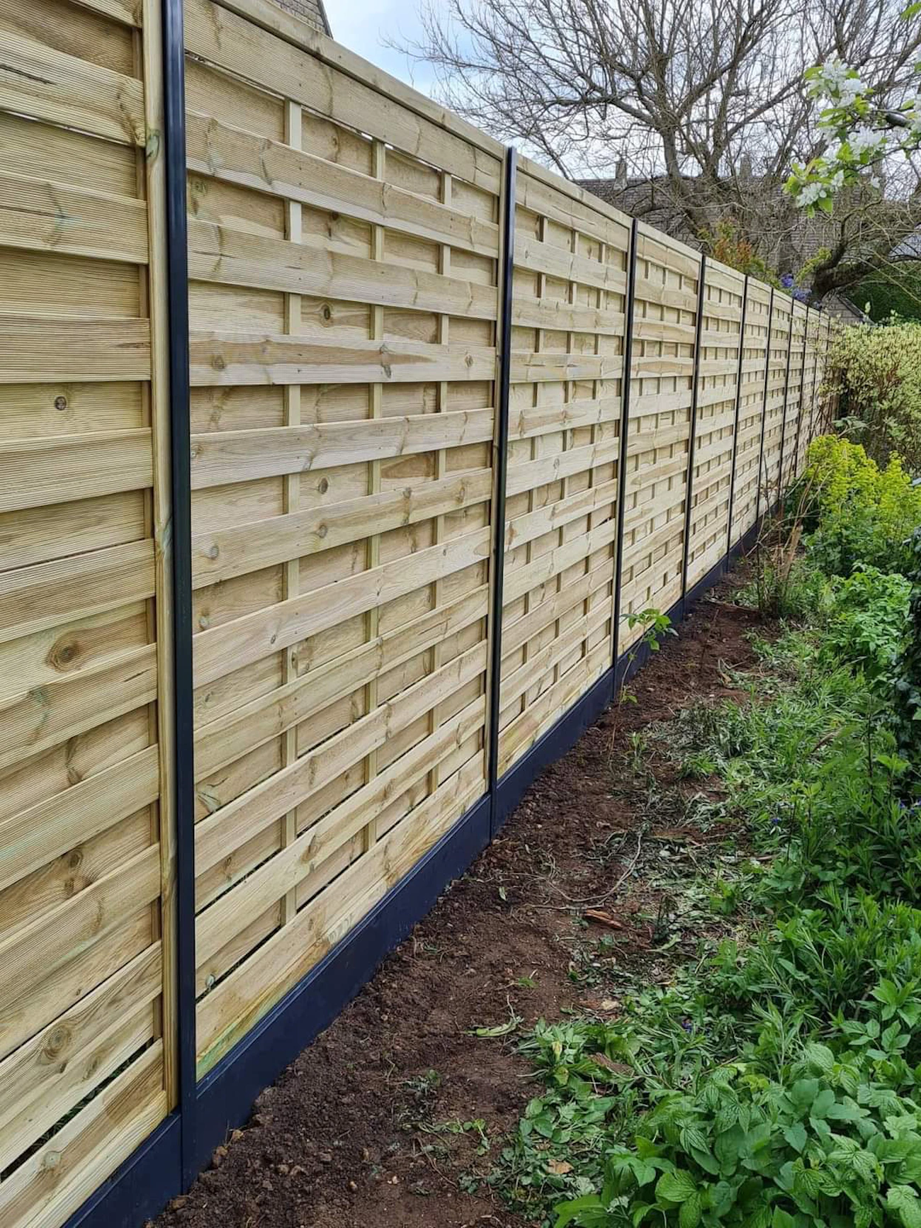 DuraPost Anthracite Grey Posts and Gravel Boards