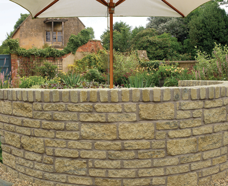 Burford Walling Buff Black