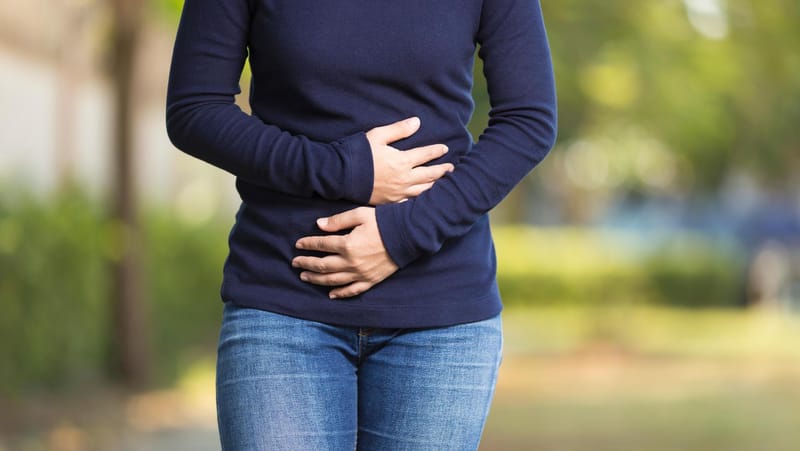 مشروبات تقضى على الإمساك وتعالج انتفاخ المعدة