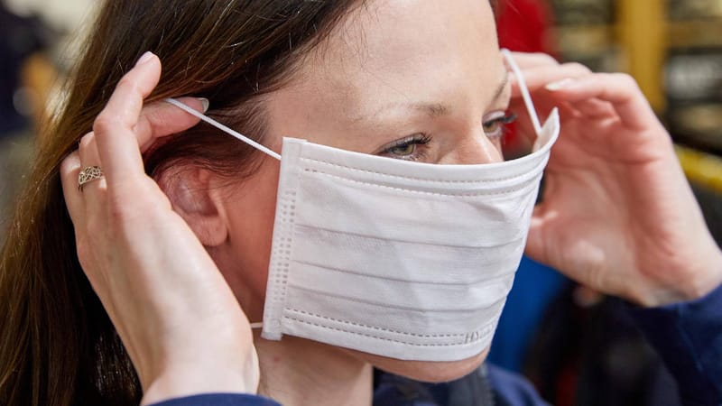 متى تكون فعالية الكمامات أعلى؟