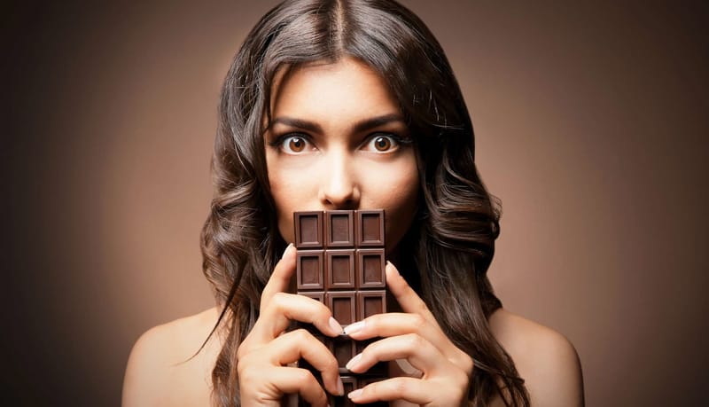 اكتشاف خاصية غير متوقعة للشوكولاتة