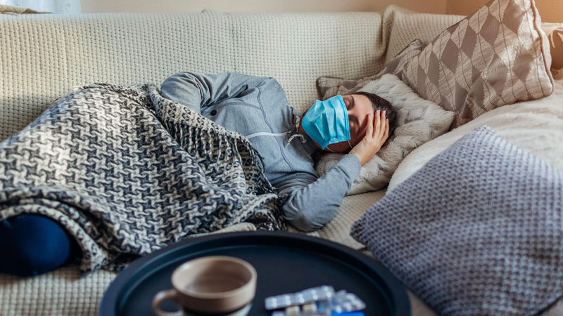 دراسات تكشف تحسن بعض مرضى كورونا طويل المدى بعد أخذ اللقاحات