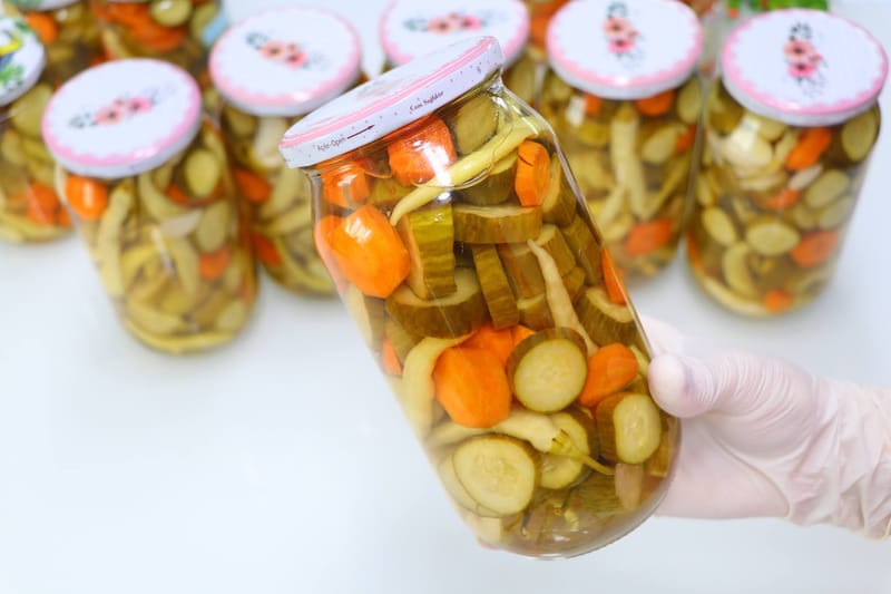 Erfahren Sie mehr über Lebensmittel, die reich an probiotischen Bakterien sind und gut für das Herz und das Verdauungssystem sind