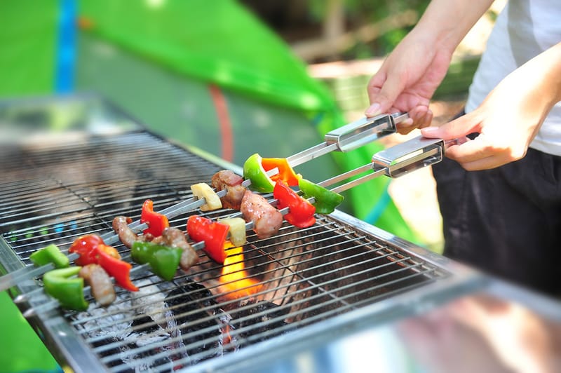 لمحبي حفلات الشواء.. اختصاصية تغذية تحدد الكمية الصحية لتناول هذه الأطباق