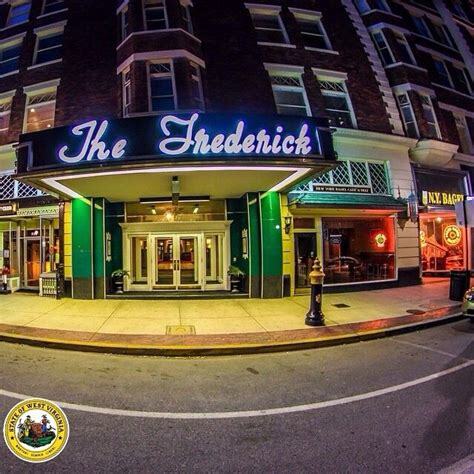 944 4th Avenue - Restaurant or Retail Space for Lease