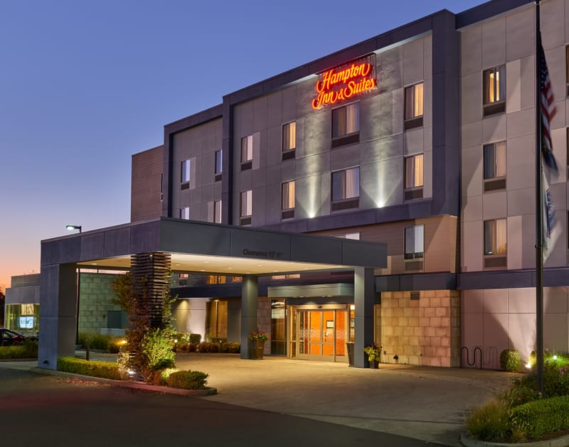 Hampton Inn & Suites By Hilton