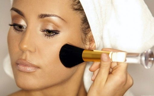 7 Tricks For Making Your Foundation Look Absolutely Perfect