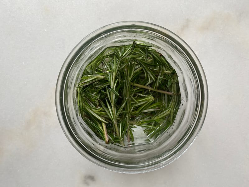 Romero, natural y efectivo