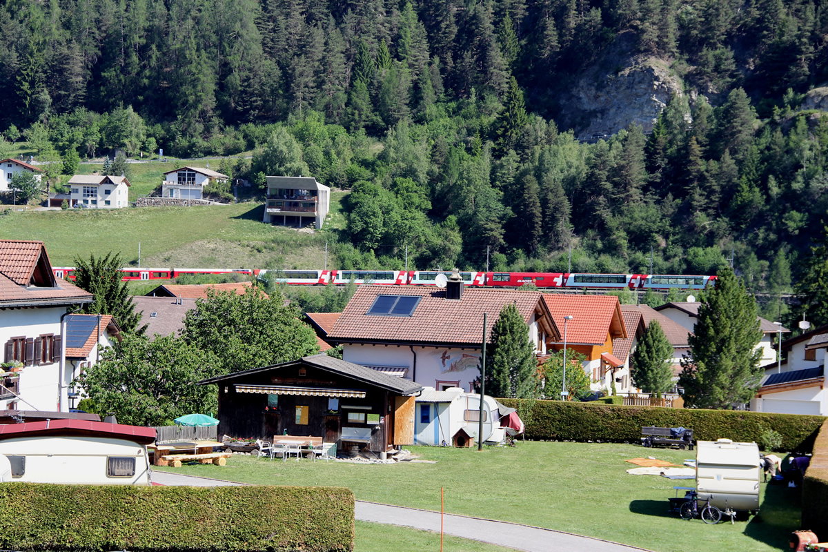 Camping & Glacier Express