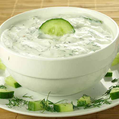 Cacik : Salade de concombre au yaourt, ail