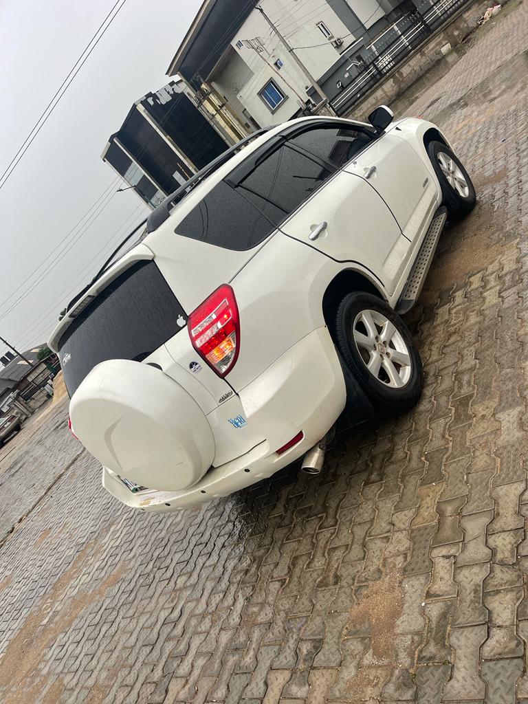TOYOTA RAV4 SPORT