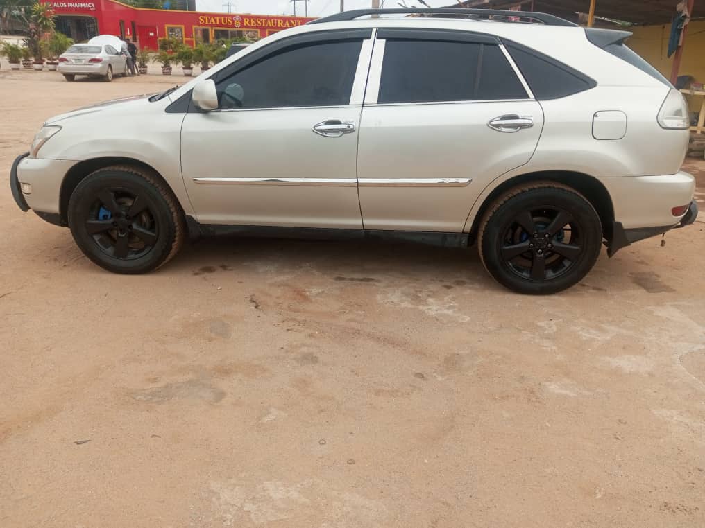 LEXUS RX330