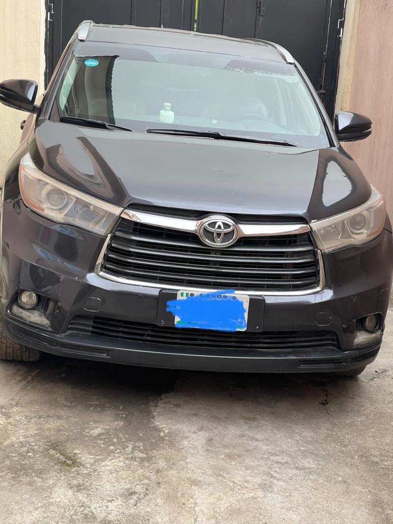 TOYOTA HIGHLANDER 2015 MODEL