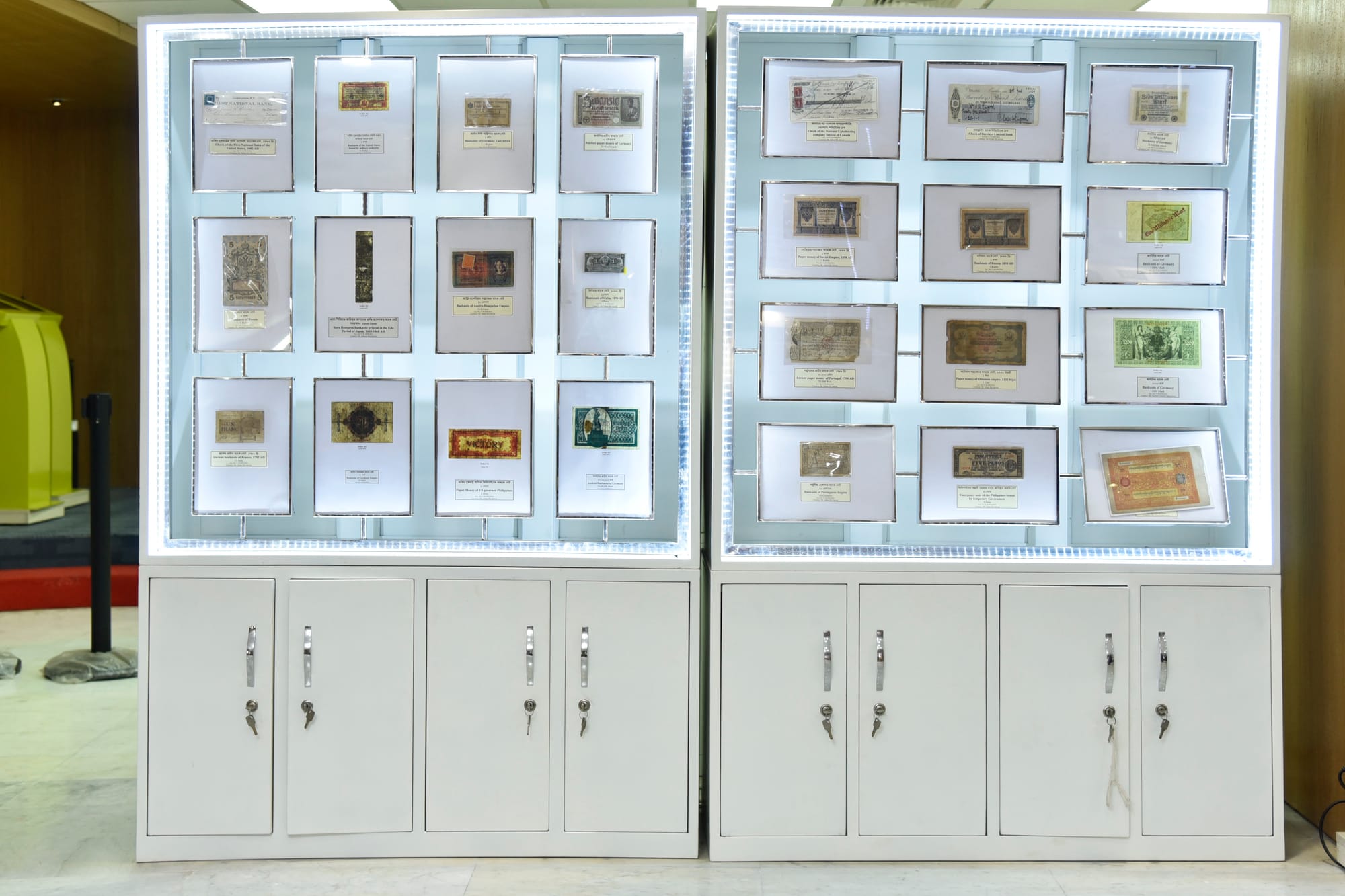 Moving Display at Gallery- 4