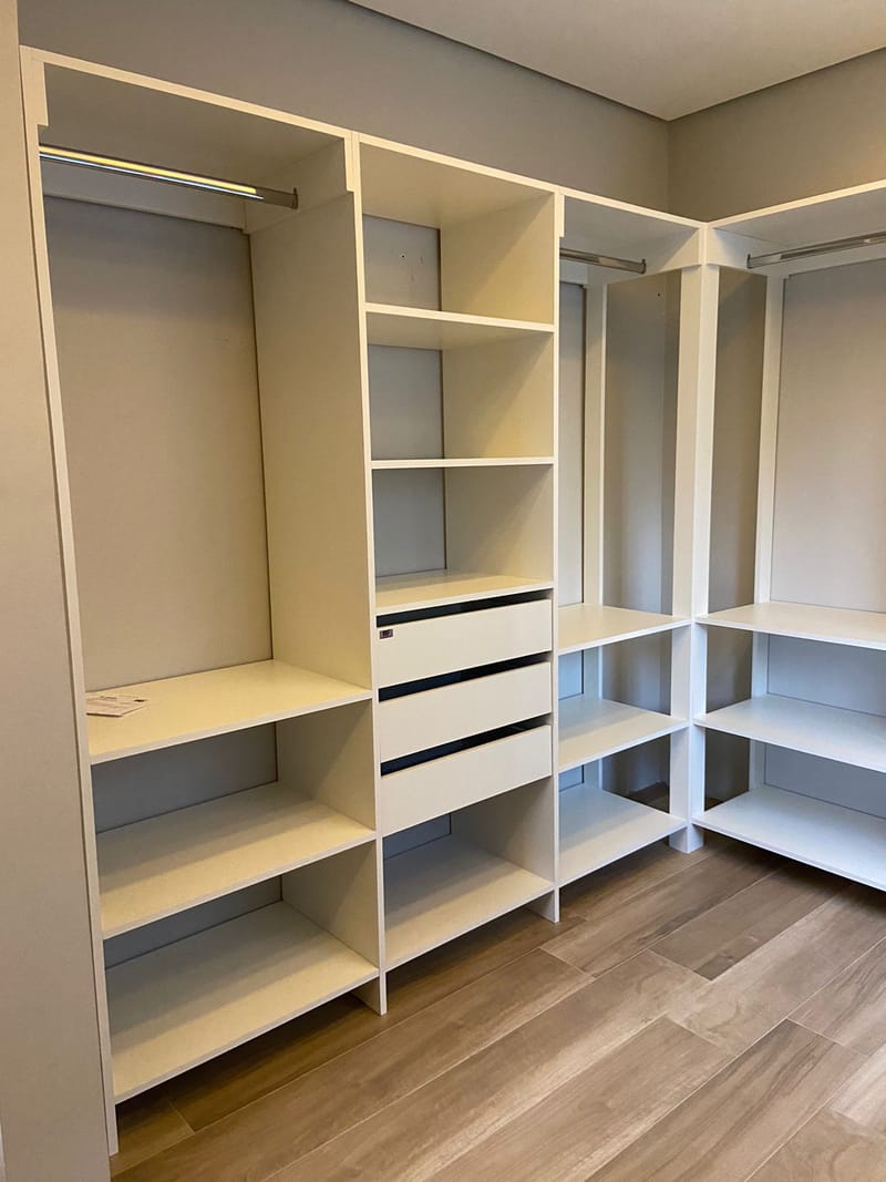 Closet aberto RF28