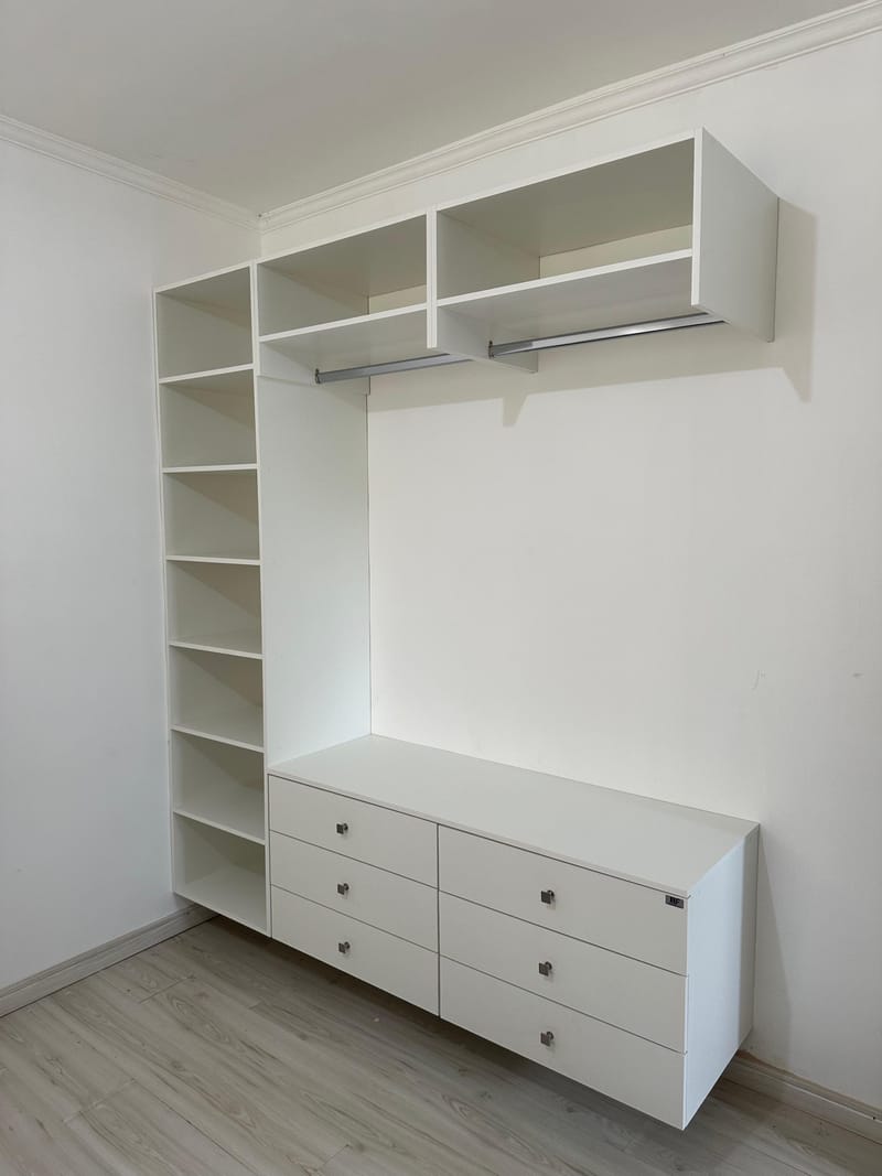Closet aberto RF18
