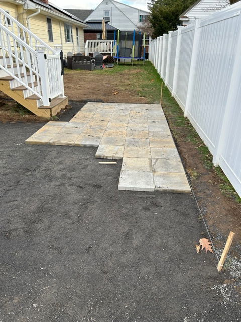 Harding Ave paver patio. 