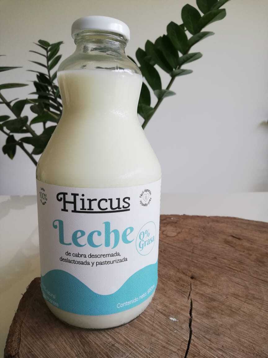 LECHE DE CABRA DESCREMADA Y DESLACTOSADA