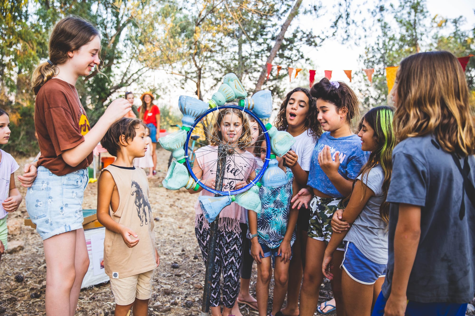 חיבורים בין אדם לאדם לסביבה