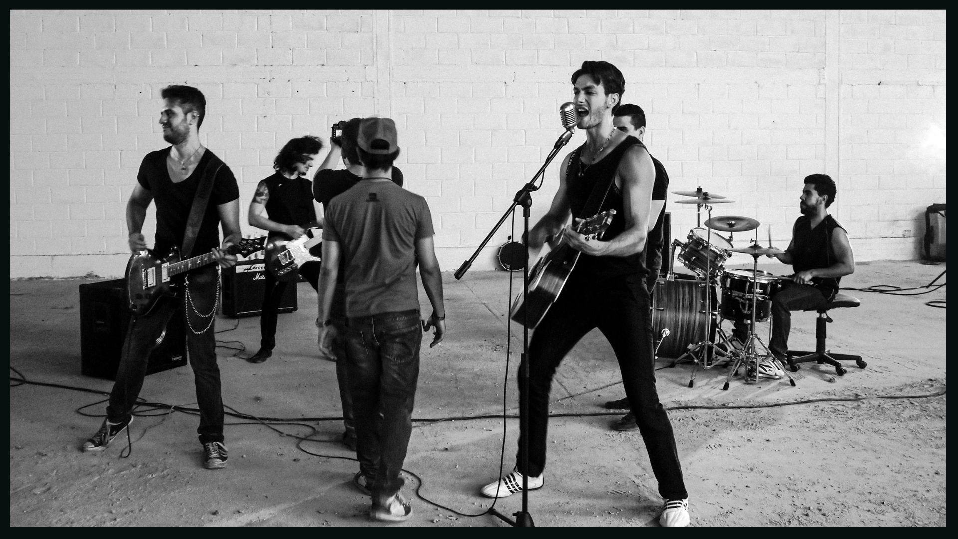 BTS for Location 1 - Music video "Feliz a Toda Costa" for ETERIO